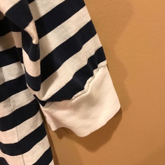 Hooded Gap Women’s V-Neck Striped Shirt • large - Picture 4 of 4